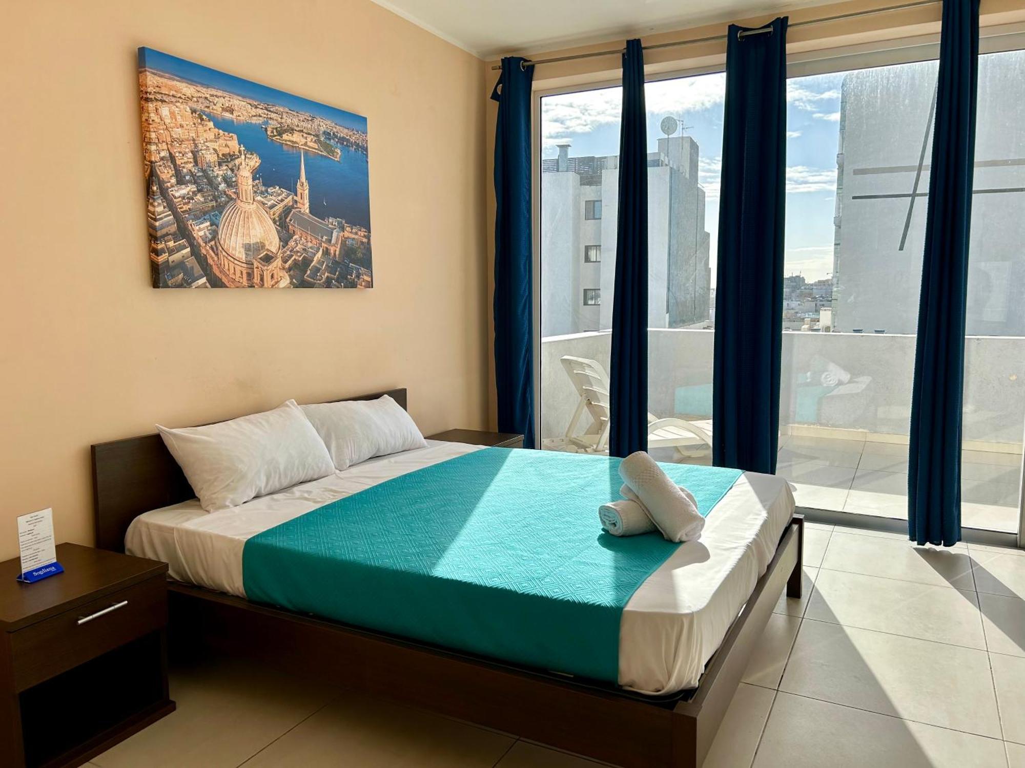 Malta Paradise Central Accomodation Hotel Saint Julian's Exterior photo