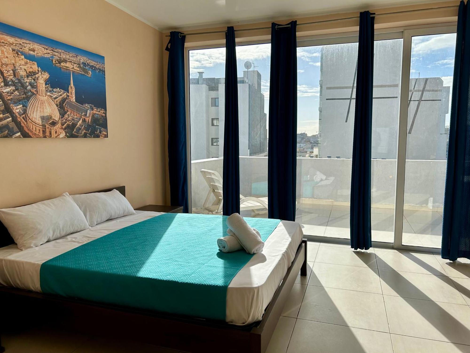 Malta Paradise Central Accomodation Hotel Saint Julian's Exterior photo